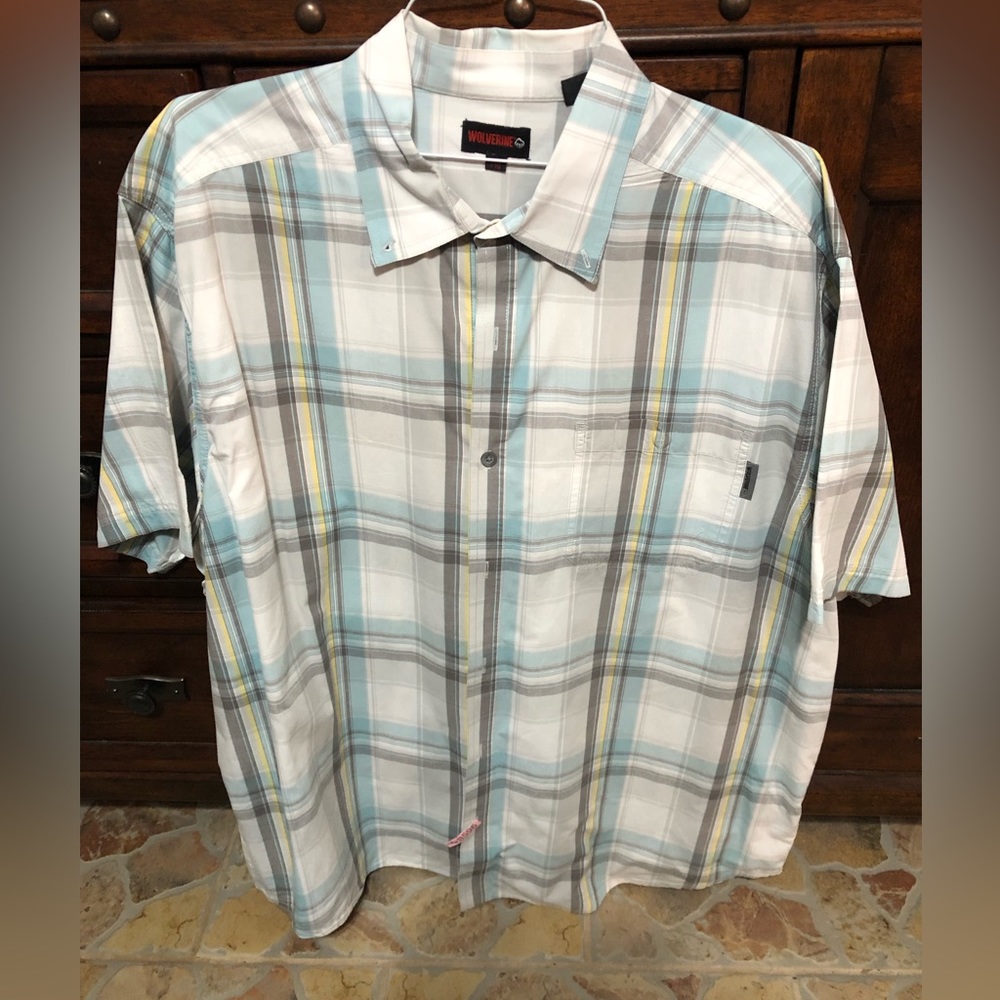 Wolverine short sleeve shirt
